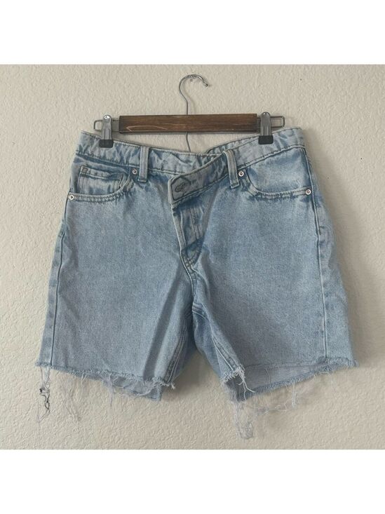 wild fable Pants - Wild Fable Bermuda Shorts Size 0 Asymmetrical Crossover Waist Light Wash Denim